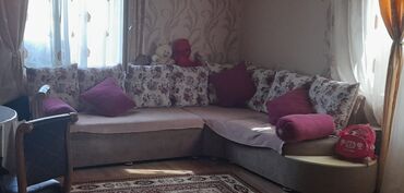 Künc divan, İşlənmiş, Açılan, Bazasız, Parça, Çatdırılma yoxdur