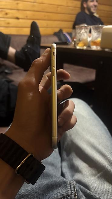 iphone se ekran: IPhone SE 2022, 64 GB, Ağ — 7