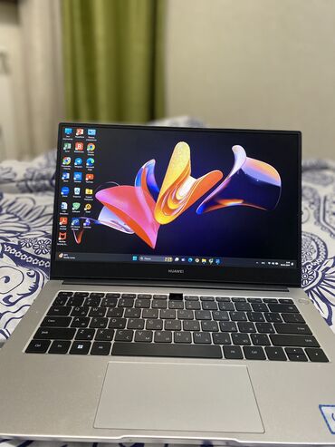 Компьютеры, ноутбуки и планшеты: Ноутбук, Huawei, 16 ГБ ОЗУ, Intel Core M, Б/у, Для работы, учебы, память SSD