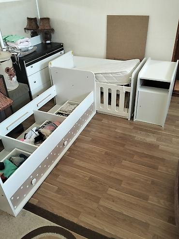 Beşiklər: Indi sökülmüş veziyyetde . unvan Qaraçuxur. heç bir qiriğ sökük yoxtu — 4