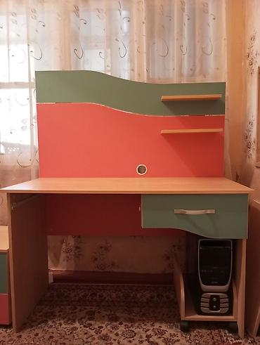 usaq skafi: Oğlan və qız üçün, İşlənmiş, 2 təknəfərlik çarpayı, Dolab, Yazı masası, Tumba — 5