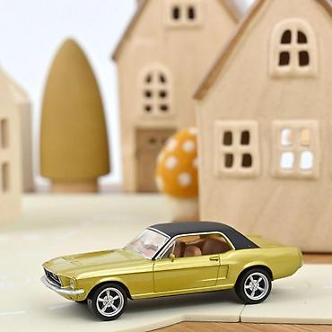cena gitare: 🚗 Ford Mustang Coupe 1968 – Gold (Norev Jet-Car 1:43) Kolekcionarski — 1