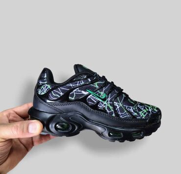 Patike: Nike air max tn dečije patike NOVO Novo Brojevi 31 do 36 fb Moja — 9