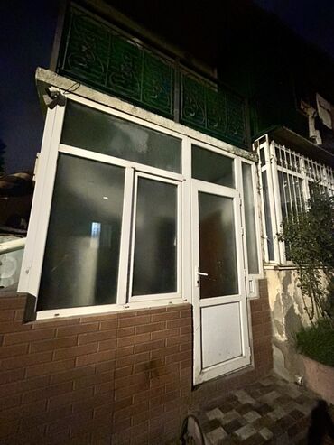 Mənzil kirayələyirəm: İcarəyə təklif olunan 2 mərtəbəli kiçik mənzil. 28 May Ⓜ️ -(17 dəqiqə — 8