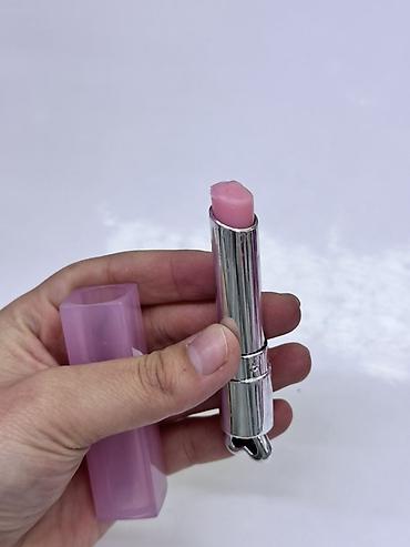 масло для губ: Увлажняющий бальзам для губ AQA (Lip Balm) - Назначение: ежедневное — 1
