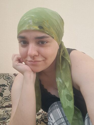 Qulluqçular: İŞ AXTARIRAM QAB YUMA İŞİ İŞ AĞIR OLMASIN LÖKBATANDA QALIRAM MAAŞ AZ