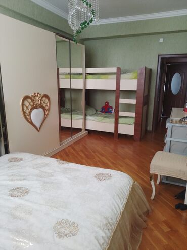 xirdalanda 2 otaqli evler: 2 комнаты, 71 м²