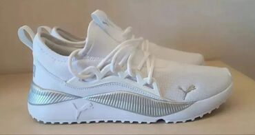 спортивные костюмы для женщин: Кроссовки, 39, Puma, Новый, цвет - Белый, Самовывоз, Платная доставка