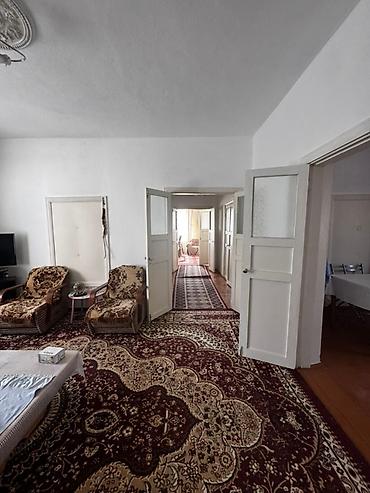 Продажа коттеджей и домов: 🏡 Продается просторный дом в селе Люксембург 📍 Улица Советская — тихое — 3