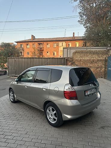 fit 2012: Honda Fit: 2003 г., 1.3 л, Вариатор, Бензин, Хэтчбэк — 3