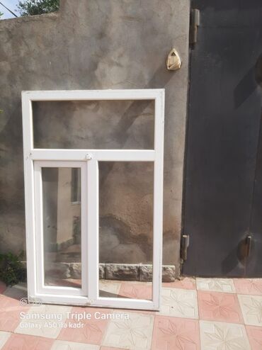 plastik qapi pencere sumqayit: Plastik pencere 154/100sm
70azn
Emircan 7405 leli