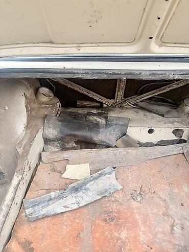 guzgu satışı: VAZ 2101 sedan, 4 qapı, ağ rəng. - Kuzov: Klassik “Jiquli” gövdə — 1