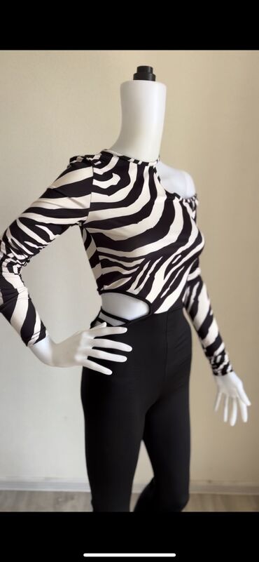 Tulumlar: Kombinezonlar. Elaqe wp -da lalafo.az — 2 Tulumlar: Kombinezonlar. Elaqe wp — 2