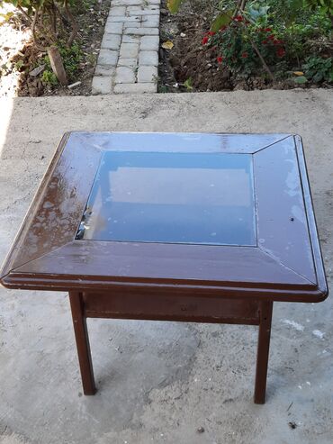 стол для руководителя: Журнальный стол, Нераскладной, Стекло, Квадратный стол