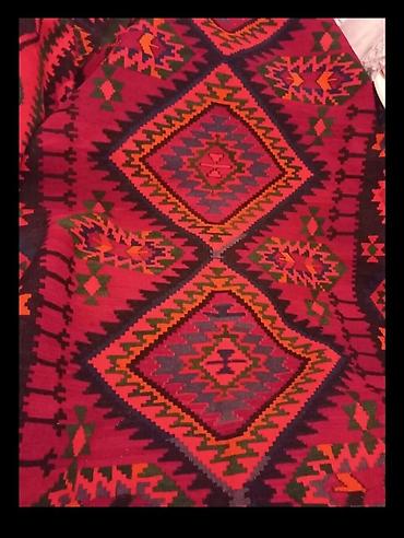 Qədimi üslubda əl toxuması kilim - Naxış: Böyük romb kompozisiyası