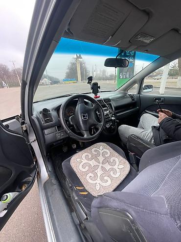 Honda: Honda Stream: 2002 г., 1.7 л, Механика, Бензин, Минивэн — 12