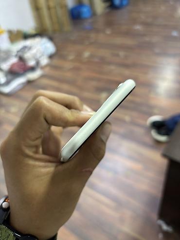 Apple iPhone: IPhone 11, Белый — 6