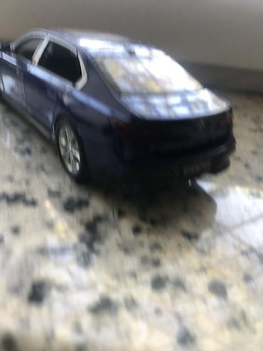 e46 bmw: Metal korpuslu kolleksiya avtomobili – BMW 7 Series (miqyas təxmini — 3