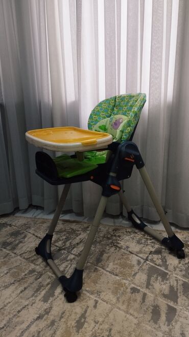 детская стульчик: Стульчик для кормления