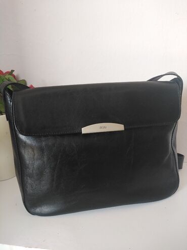 prada torba cena: Shoulder bag, Mona, Material: Leather