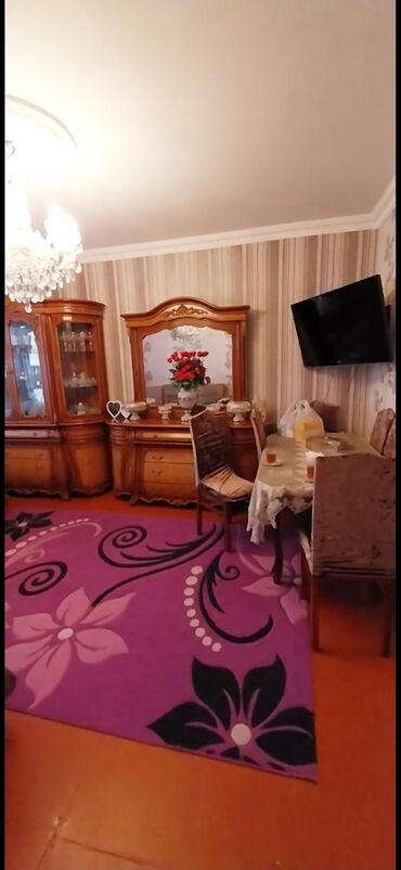 Köhnə tikili: Gəncə, 3 otaqlı, Köhnə tikili, 63 kv. m — 2