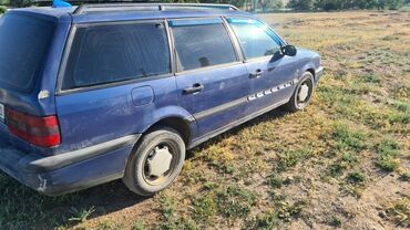 машина которгуч: Volkswagen Passat: 1994 г., 1.8 л, Механика, Бензин, Универсал