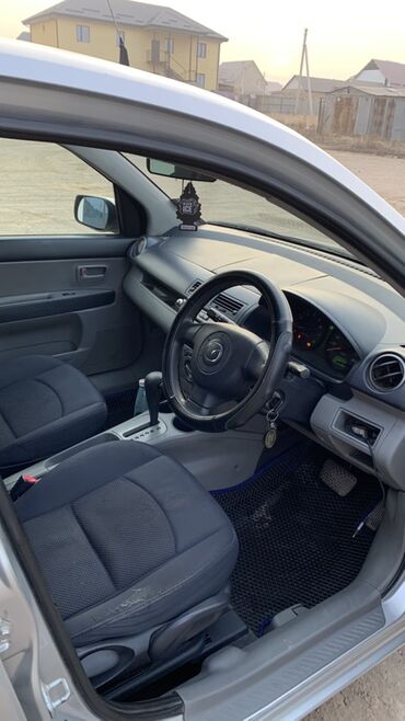 Mazda: Mazda Demio: 2003 г., 1.3 л, Автомат, Бензин, Хэтчбэк — 8