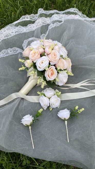 Свадебные аксессуары: Свадебный букет невесты Цветы искусственные, хорошего качества Цена
