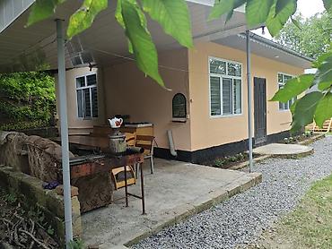 Günlük kirayə evlər: 70 kv. m, 3 otaqlı -da lalafo.az — 8 Günlük kirayə evlər: 70 kv. m, 3 otaqlı — 8