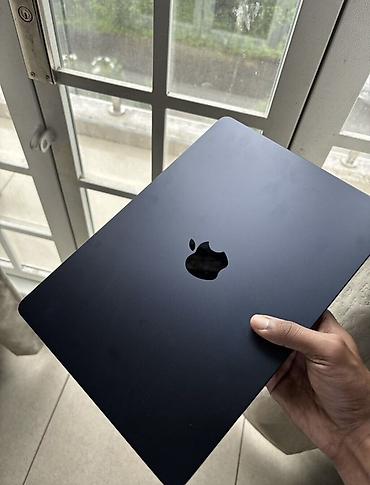 macbook м2: Apple MacBook Air 13" (цвет Midnight) - Чип Apple M4: высокая — 2