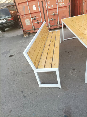 уличные столы: Скамейка в наличии. Скамейка со спинкой и без. Уличный мебель комплект