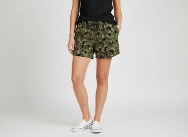 crocs c10 sandały: Janina, Shorts for women, size S