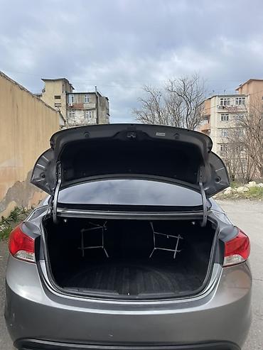 elantra difuzer: Hyundai Elantra: 1.8 l | 2011 il Sedan — 6