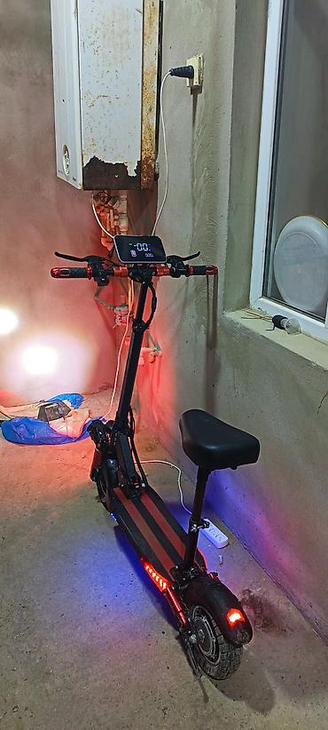 Elektrik skuter – oturacaqlı, iri təkərli, güclü işıqlanma ilə — 2