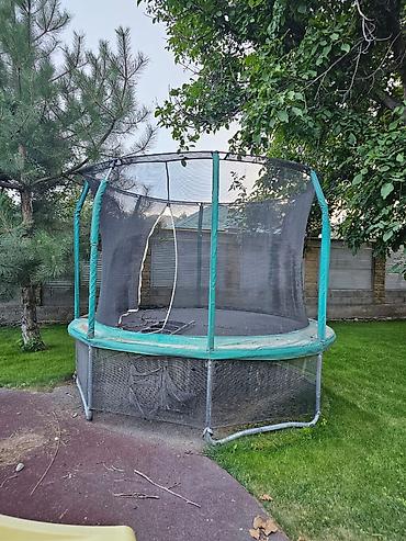 Игровые комплексы: Батут Hasttings 305 см (10 ft) с защитной сеткой Продается — 1