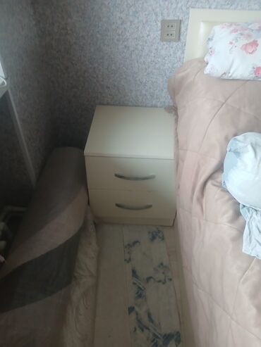 Dolablar: İşlənmiş, Kupe, 2 qapılı Düz dolab, Qarderob, paltar dolabı -da lalafo.az — 11 Dolablar: İşlənmiş, Kupe, 2 qapılı Düz dolab, Qarderob, paltar dolabı — 11