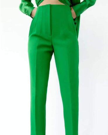 sive farmerke zenske: Zara model pantalona Od 36 do 46 velicine Boje:zelena, pink, kamel