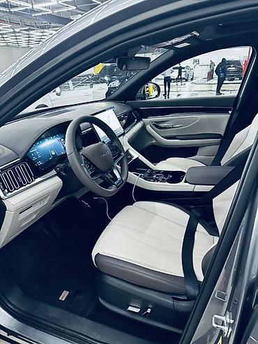 BYD: BYD Song Plus: 2024 г., 1.5 л, Вариатор, Гибрид, Кроссовер — 11