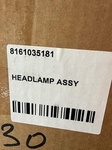 фара на сурф: Фара/узел указателя поворота правый (Headlamp Assy) для Toyota — 2