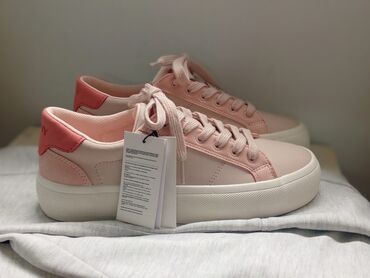 eqa shoes qarayev unvan: Tuflilər, Ölçü: 39, rəng - Çəhrayı, Yeni