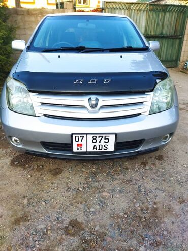 аварийная тайота: Toyota ist: 2003 г., 1.5 л, Автомат, Бензин, Универсал