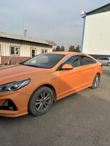 Hyundai: Hyundai Sonata: 2018 г., 2 л, Автомат, Газ, Седан at lalafo.kg — 2 Hyundai: Hyundai Sonata: 2018 г., 2 л, Автомат, Газ, Седан — 2