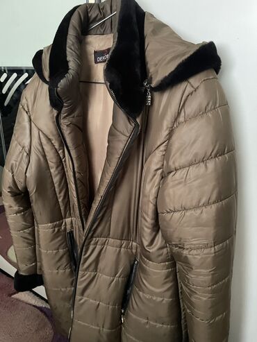 vytyazhki 50: Женская куртка 5XL (EU 50)