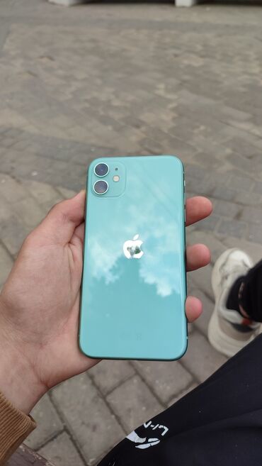 зелёный телефон: IPhone 11, Б/у, 128 ГБ, Зарядное устройство, Чехол, Кабель, 75 %