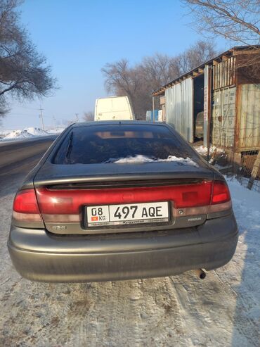 сивик 1992: Mazda 626: 1992 г., 2 л, Механика, Бензин, Седан
