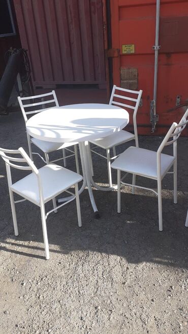 Стулья для зала: Стулья для зала — 8