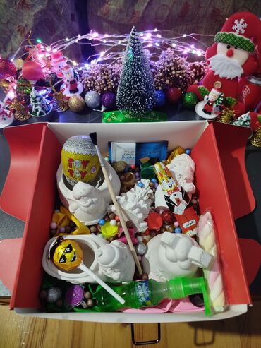 Hədiyyələr: Hər birinin Qiyməti 10 manat olan Rənglənən Gips Gift Boxlarla — 6