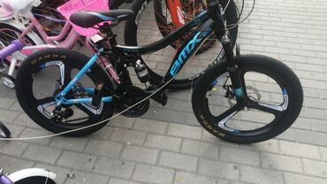 Uşaq velosipedləri: Yeni Dörd təkərli Uşaq velosipedi 12", sürətlərin sayı: 1, Ünvandan götürmə, Ödənişli çatdırılma, Rayonlara çatdırılma -da lalafo.az — 28 Uşaq velosipedləri: Yeni Dörd təkərli Uşaq velosipedi 12", sürətlərin sayı: 1, Ünvandan götürmə, Ödənişli çatdırılma, Rayonlara çatdırılma — 28