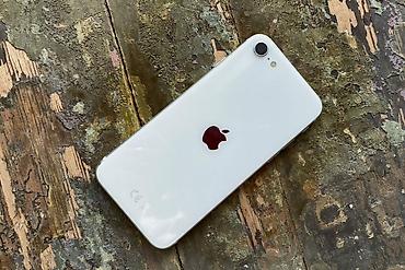 iphon 11 pro max: IPhone SE 2020, Б/у, 128 ГБ, Белый, Защитное стекло, Чехол, Кабель, 78 % — 2