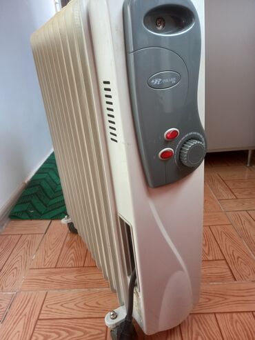 yag radiatoru qiymeti: Radiator qızdrıcı .Orjinal.Çox gözəl qızdırır.70 azn